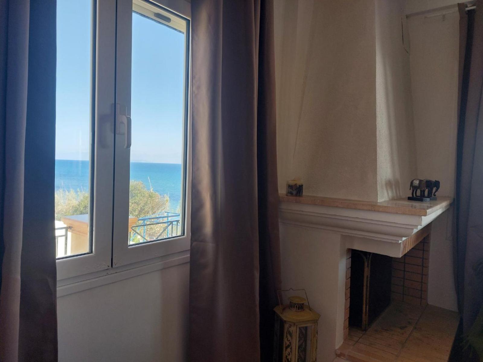 Foivos Seaside Agios Georgios (Corfu)